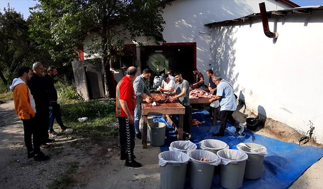 Bolu’da vatandaşların bayram coşkusu sürüyor