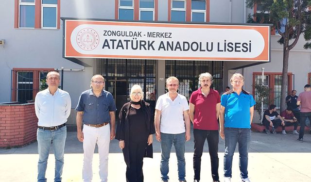 Züleyha Aldoğan sınav hakkında bilgi aldı