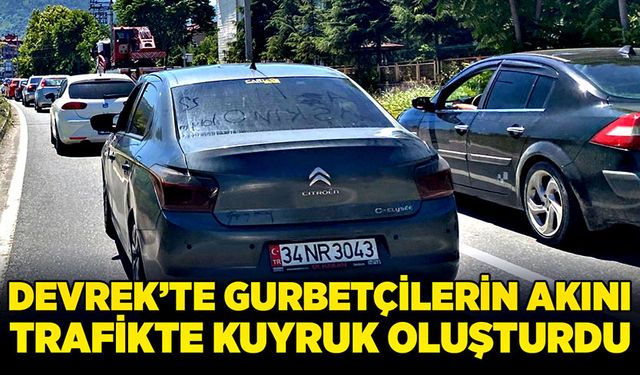 Devrek’te gurbetçilerin akını trafikte kuyruk oluşturdu