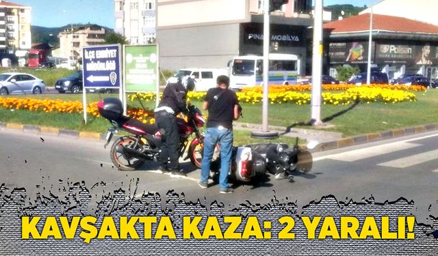 Kavşakta kaza: 2 Yaralı!