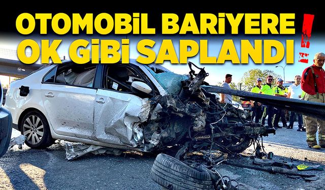 Otomobil bariyere ok gibi saplandı