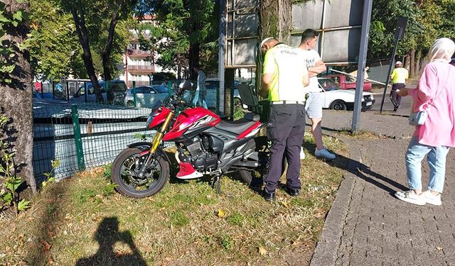 Ereğli’de otomobil ile motosiklet çarpıştı