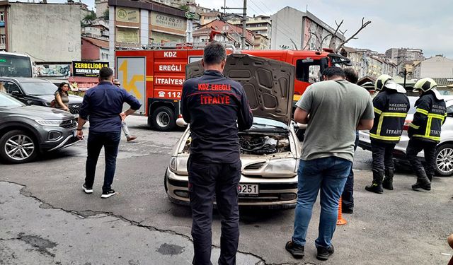 Araçtan çıkan dumanlar paniğe neden oldu