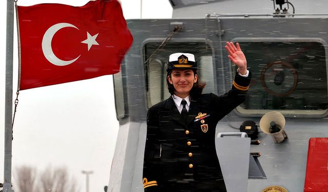 Türkiye'nin ilk kadın amirali Gökçen Fırat'ın yeni görevi belli oldu