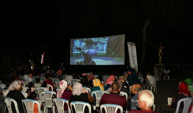 Yenişehir’de açık hava sinema günleri başladı