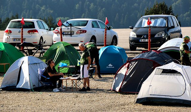 Bisikletseverlerin hem kamp yaptığı hem de eğlendiği festival başladı