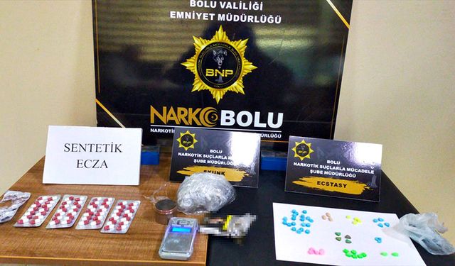 Skunk, esrar, sentetik ecza ve ecstasy ele geçirildi