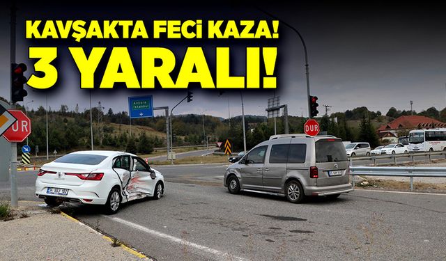 Kavşakta feci kaza! 3 yaralı!