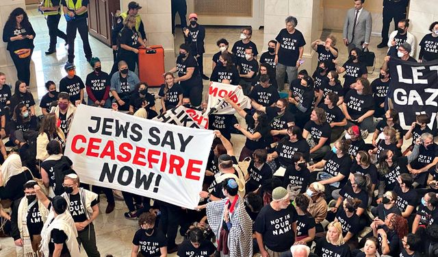 ABD’li Yahudilerden ABD Kongresi'nde “ateşkes” için oturma eylemi