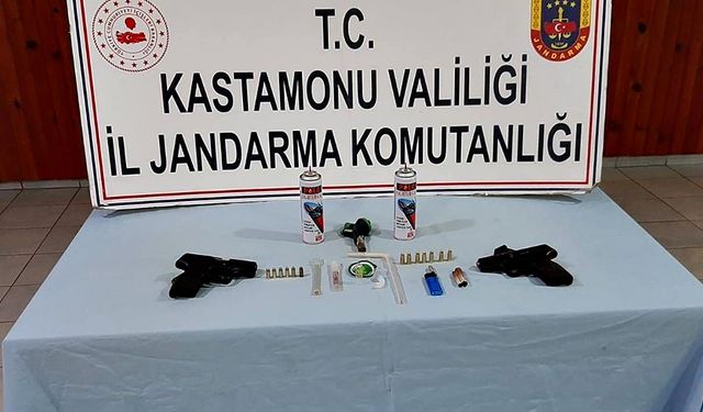 Jandarmanın büyük darbesi: Kastamonu'da uyuşturucu operasyonunda 3 kişi gözaltında!