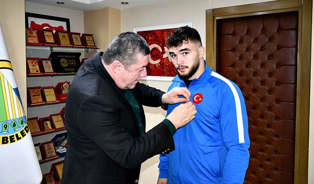 Türkiye Şampiyonu Alperen Atar'dan başkana makamında ziyaret
