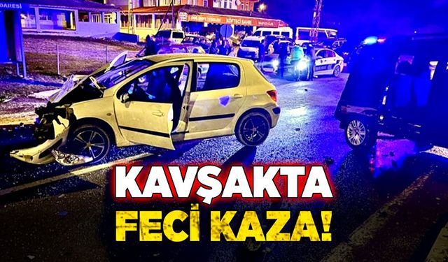 Kavşakta feci kaza!