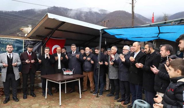 Düzce'de deprem sonrası yıkılan Düverdüzü Köyü Camisi için temel atıldı