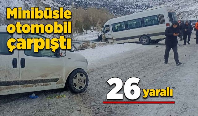 Minibüs ile otomobil çarpıştı! 1'i ağır 26 yaralı!