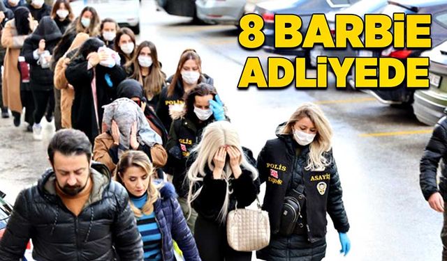 8 Barbie adliyede