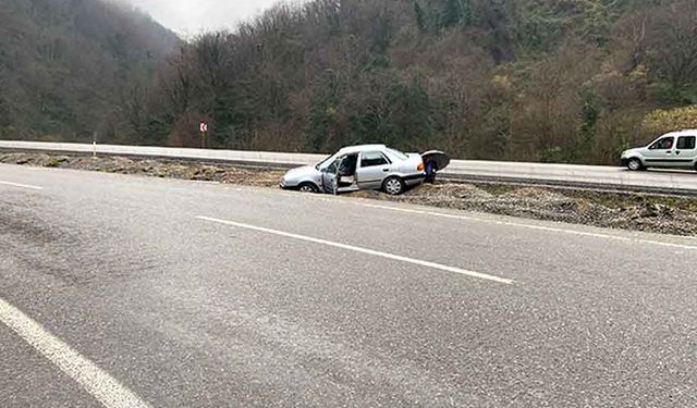 Ankara yolunda kaza!!  Araç kanala düştü