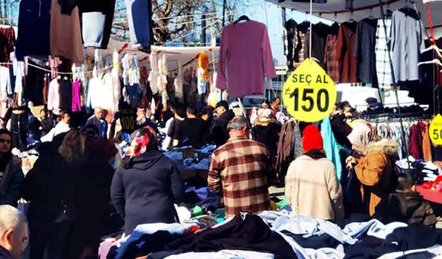 Zonguldak’ta soğuksu semtine kurulan giysi pazarı yoğun ilgi gördü