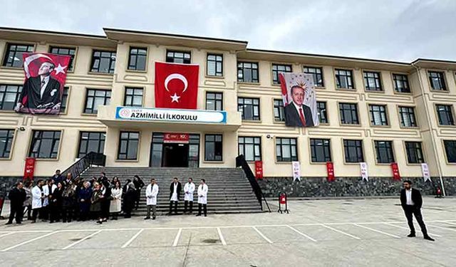 Düzce’de hayırseverlerin desteğiyle yapılan Azmilili İlkokulu açıldı