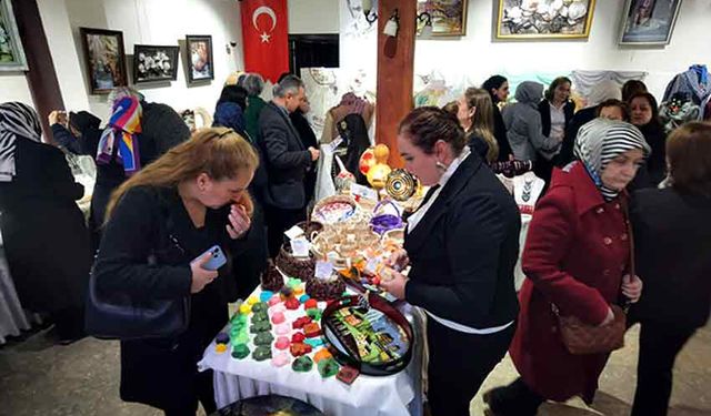 Milli eğitimden el sanatları sergisi