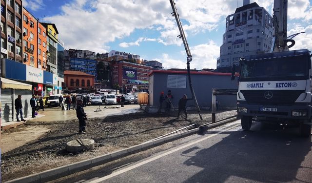 Kentte betonlama ve düzenleme çalışmaları sürüyor