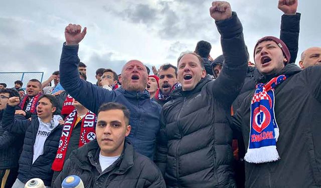 Deniz Yavuzyılmaz, Zonguldak Kömürspor’u yalnız bırakmadı