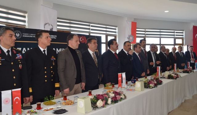 Zonguldak protokolü polis evinde bayramlaştı