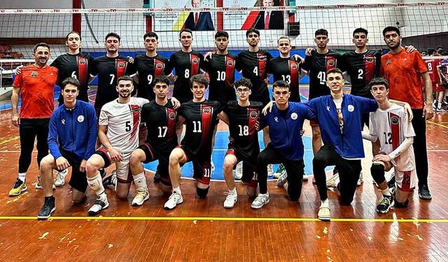 Gölcük Belediyespor'un voleybol takımından önemli başarı