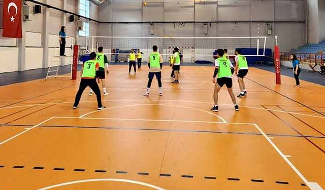 Voleybol heyecanı başladı