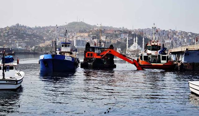 Tarak Gemisi Çalışmalarını sürdürüyor