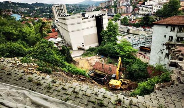 Göçen hastane yolunda çalışma başladı