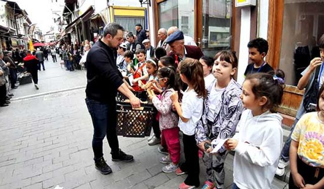 Asırlık gelenek miniklere aşılandı