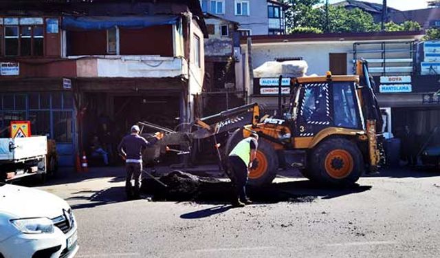 Ekipler çalışmalara başladı, bozuk olan kısımlarda yamalar sürüyor