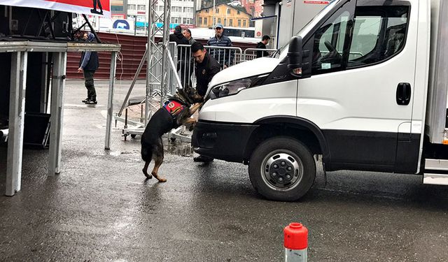 1 Mayıs kutlamalarında bomba alarmı!