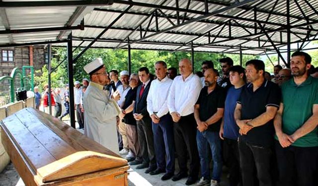 Kıbrıs Gazisi son yolculuğuna uğurlandı