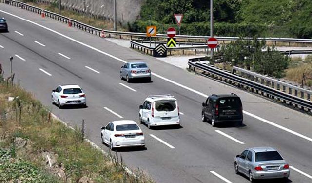 Bolu geçişinde trafik yoğun akıcı