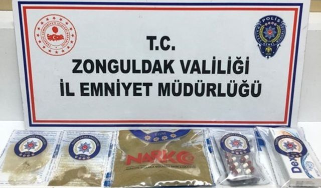 "Dur" ihtarına uymayan araçtan uyuşturucu çıktı