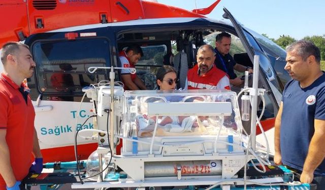 Ambulans helikopter yeni doğan bebek için havalandı