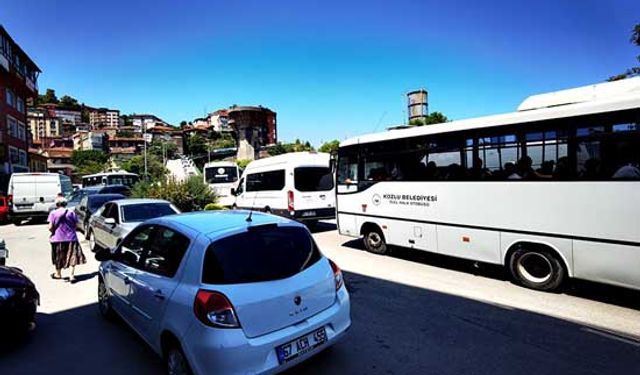 Soğuksu'da trafik durma noktasına geldi