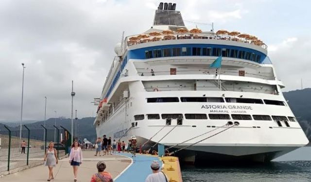 Rus turistlerin Amasra'ya ilgisi sürüyor