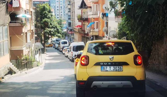 Zonguldak Soğuksu Caddesinde trafik durma noktasına geldi