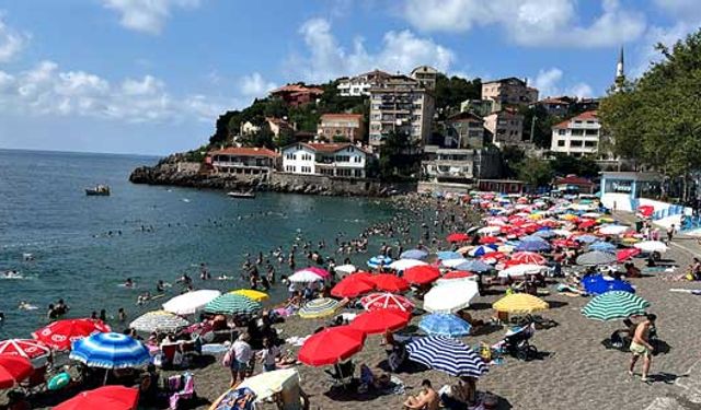 Kapuz Plajı beklenen ilgiyi görmedi, boş kaldı