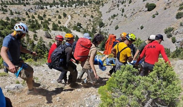 Aladağlar’da tırmanış sırasında düşen dağcı öldü