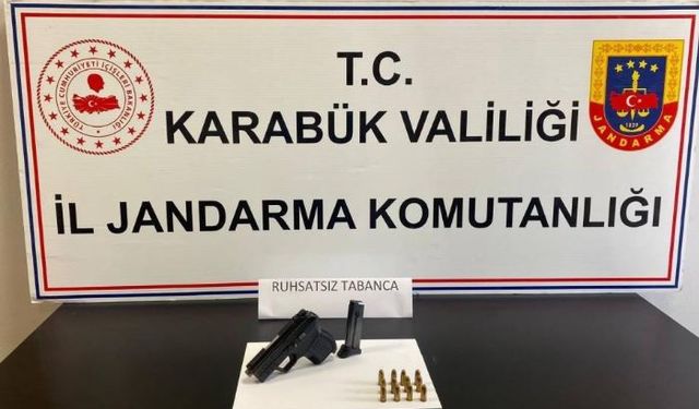 Ruhsatsız tabanca ile yakalanan 3 kişi serbest kaldı