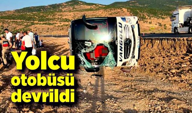 Yolcu otobüsü devrildi: 14 yaralı