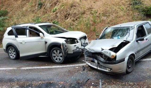 Bursa’da otomobille cip çarpıştı: 2 yaralı