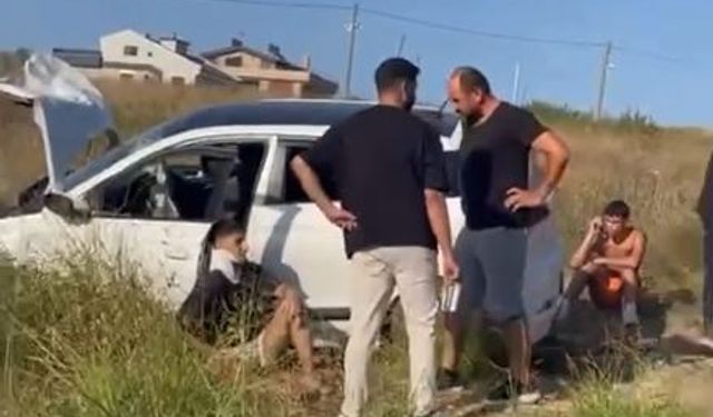 Yalova’da ticari taksi ile otomobil çarpıştı: 5 yaralı