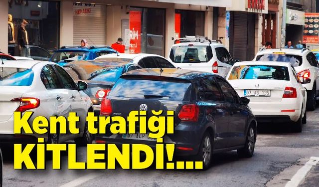 Kent trafiği kilitlendi