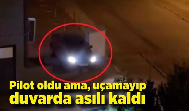 Pilot oldu ama, uçamayıp duvarda asılı kaldı