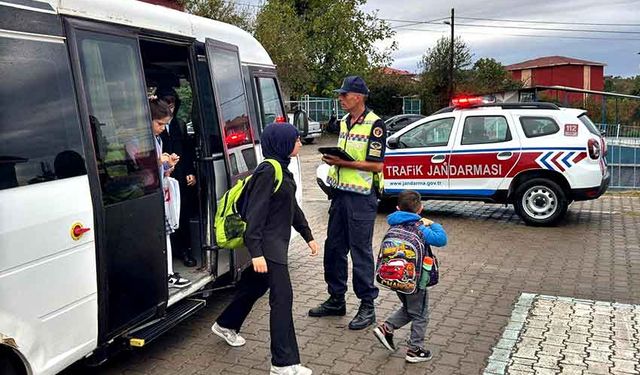 Jandarma ve polis ekiplerinin denetimleri sürüyor