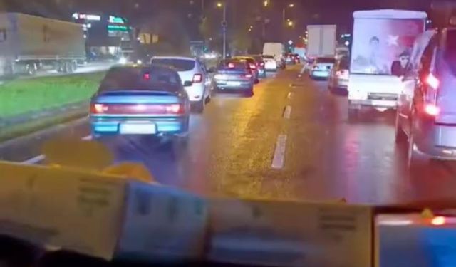 Düzce’de ambulansa fermuar sistemi ile yol verildi